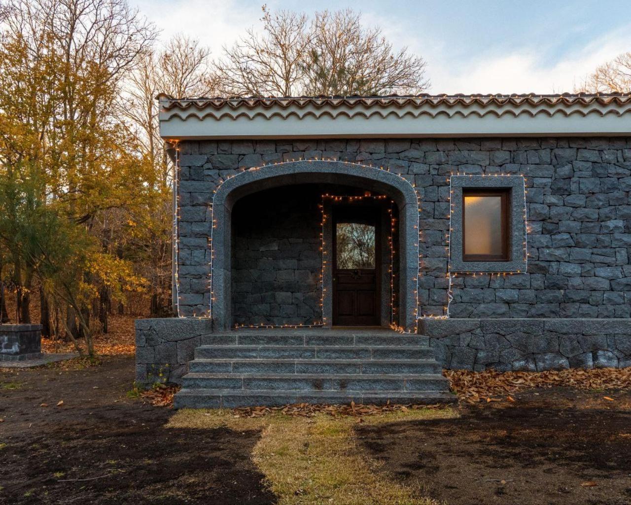 Matilde'S Chalet Etna Nature House Nicolosi Exterior photo
